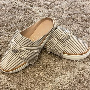 COOCCI Slip Ons